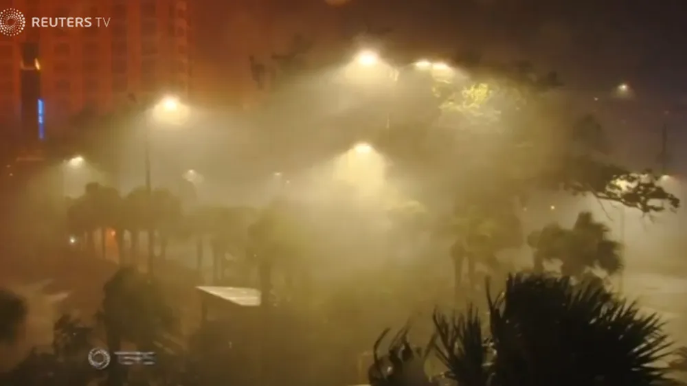 Bão Nate tàn phá Trung Mỹ, sẽ suy yếu sau khi đổ bộ vào Mỹ ảnh 1