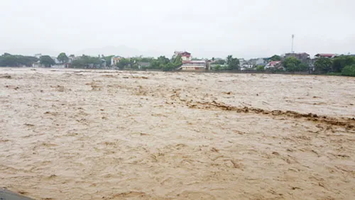 Miền Bắc và Bắc Trung bộ lũ vượt báo động 3, dự báo có thể vượt lũ lịch sử 30-40 năm trước  ảnh 1