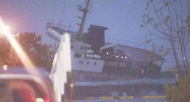 Bão Lan đổ bộ Nhật Bản, hàng nghìn người được yêu cầu sơ tán ảnh 7