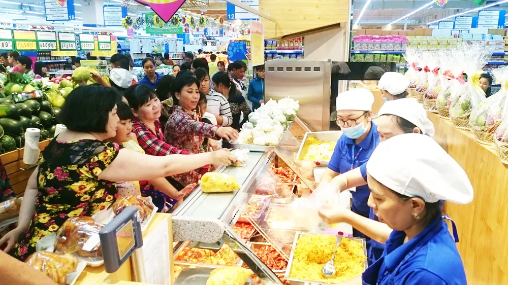 Siêu thị Co.opmart Chư Sê sẽ giảm giá mạnh và tặng Honda Lead dịp khai trương