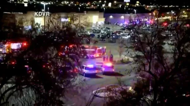 Mỹ: Xả súng tại siêu thị, ít nhất 2 người thiệt mạng ảnh 1