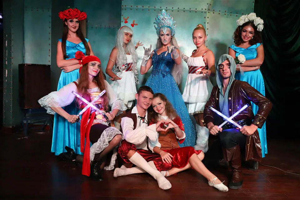 Tận hưởng sắc đông độc đáo với Lễ hội mùa đông trên đỉnh Bà Nà ảnh 6