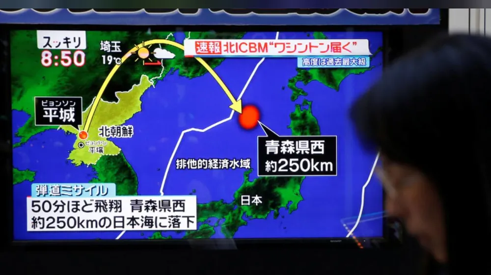 Triều Tiên lại phóng tên lửa đạn đạo ảnh 6