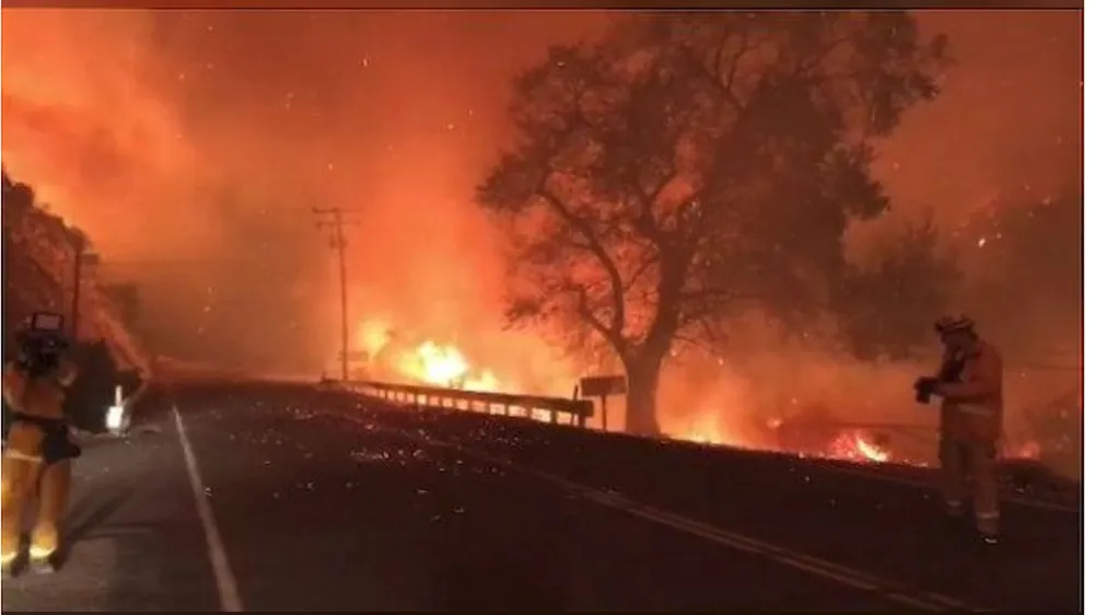 Mỹ đưa cảnh báo “cực kỳ nguy hiểm” do cháy rừng ở California ảnh 24