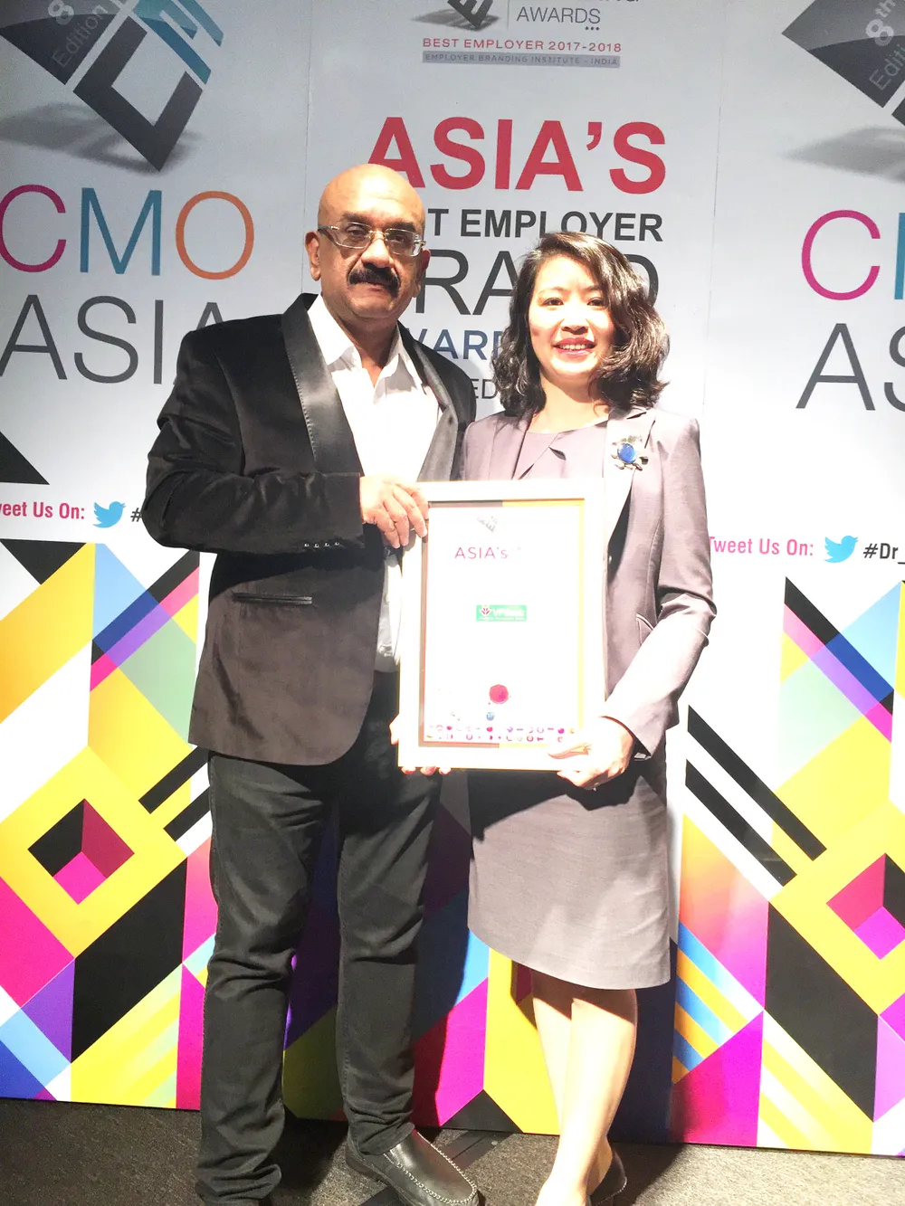 VPBank “thắng lớn” với giải thưởng và danh hiệu uy tín trong năm 2017 ảnh 2