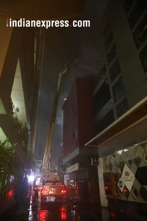 Ấn Độ: Cháy trung tâm thương mại, ít nhất 14 người chết, 16 người bị thương ảnh 2