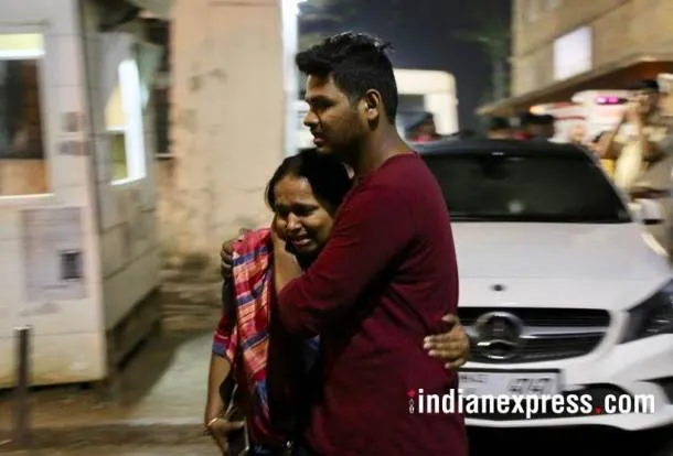 Ấn Độ: Cháy trung tâm thương mại, ít nhất 14 người chết, 16 người bị thương ảnh 14