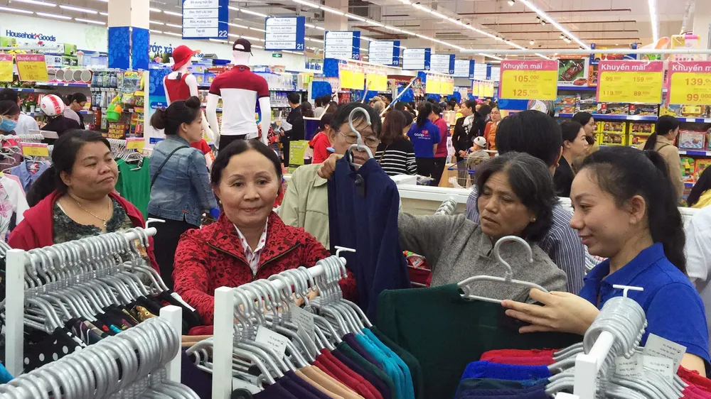 TPHCM sớm khởi động thị trường hàng tết ảnh 1