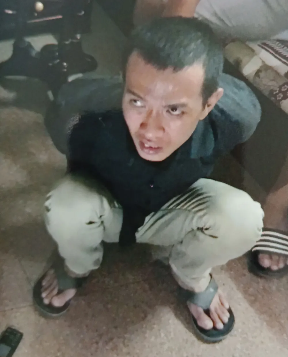 "Ông trùm" buôn ma tuý thủ súng thuê căn hộ chung cư cao cấp để hoạt động ảnh 2