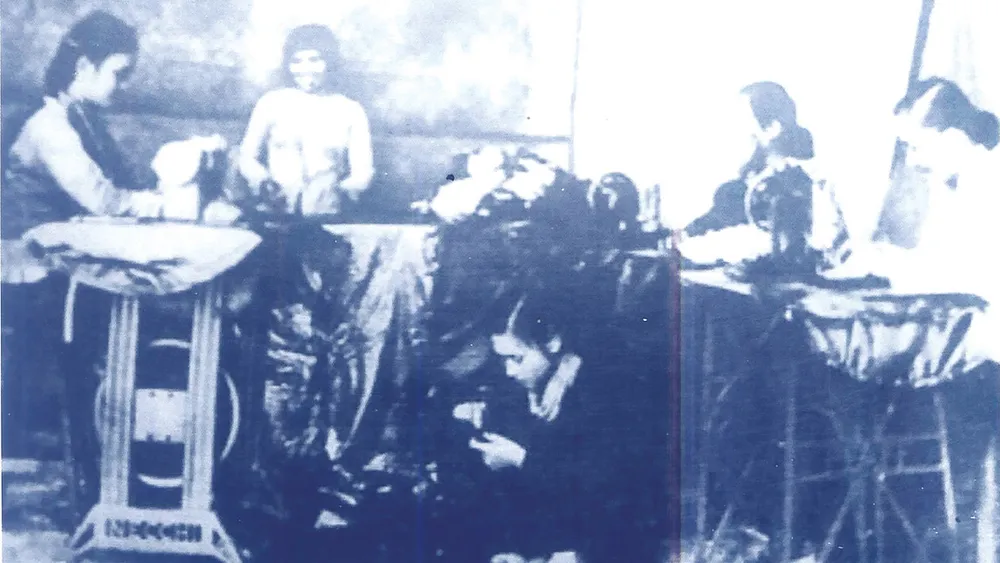 Sài Gòn rưng rưng hai chữ lòng dân