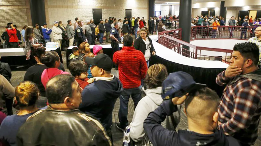 Mỹ: Giáo viên nổ súng trong trường học ảnh 2