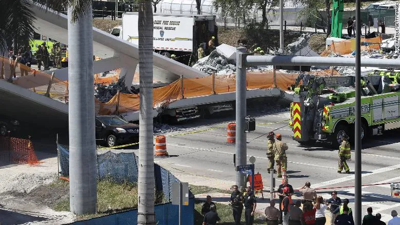 Sập cầu ở Florida, ít nhất 4 người thiệt mạng ảnh 5