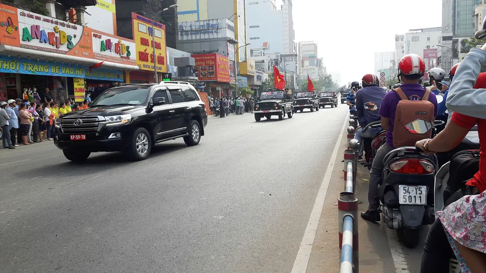 Đông đảo các tầng lớp nhân dân đưa tiễn nguyên Thủ tướng Phan Văn Khải ảnh 58