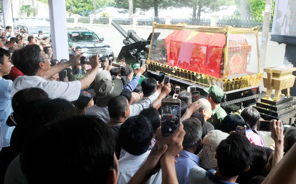 Lễ an táng nguyên Thủ tướng Phan Văn Khải ảnh 13