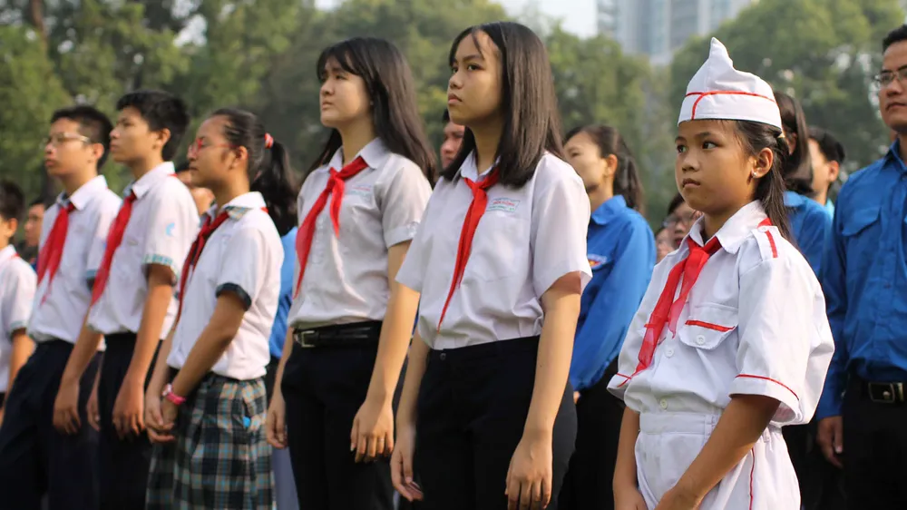 Đông đảo các tầng lớp nhân dân đưa tiễn nguyên Thủ tướng Phan Văn Khải ảnh 19