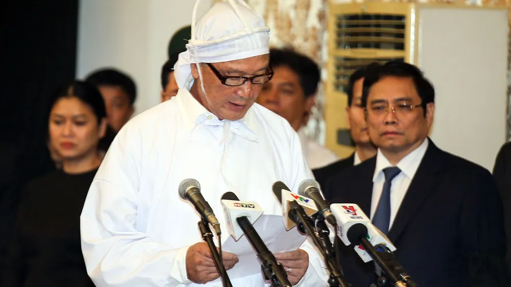 Đông đảo các tầng lớp nhân dân đưa tiễn nguyên Thủ tướng Phan Văn Khải ảnh 2