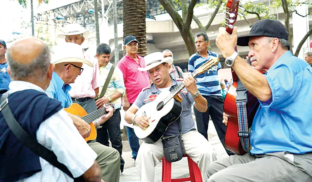 Nơi nguy hiểm nhất thế giới trở thành điểm hút du lịch ảnh 1