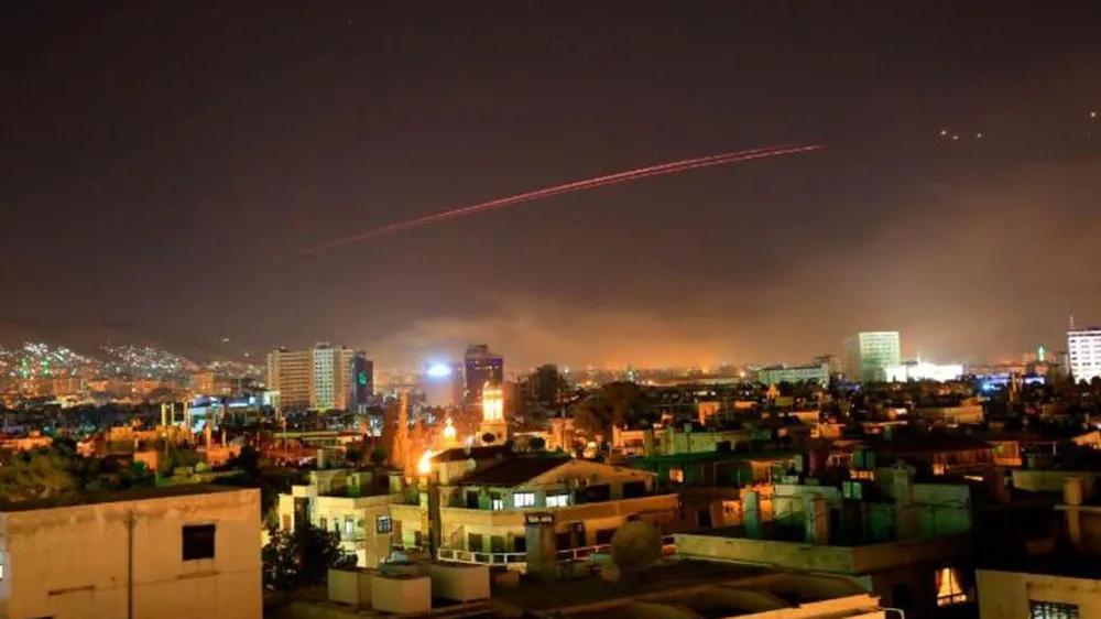 Nổ lớn tại Syria sau khi Tổng thống Mỹ ra lệnh tấn công ảnh 1