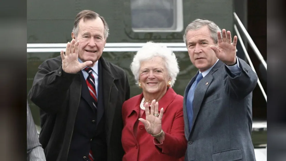 Cựu đệ nhất phu nhân Mỹ Barbara Bush qua đời ở tuổi 92 ảnh 1