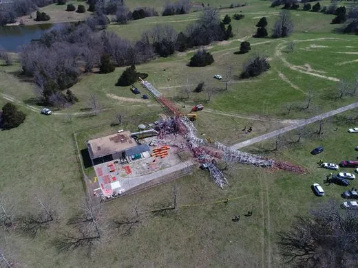 Sập tháp truyền hình ở Mỹ, 6 người thương vong ảnh 2