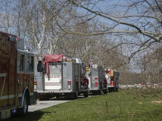 Sập tháp truyền hình ở Mỹ, 6 người thương vong ảnh 6