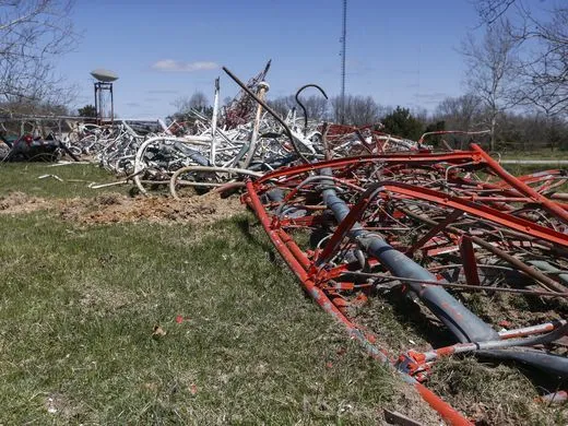 Sập tháp truyền hình ở Mỹ, 6 người thương vong ảnh 10