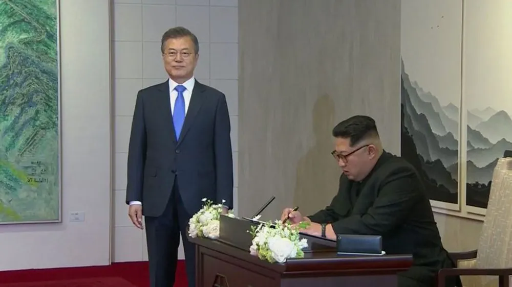 Thượng đỉnh liên Triều 2018: Lãnh đạo hai miền cam kết nỗ lực để đạt tiến triển trong đàm phán ảnh 5