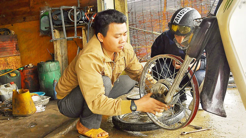 Những hiệp sĩ trên cung đường “tử thần” ảnh 1