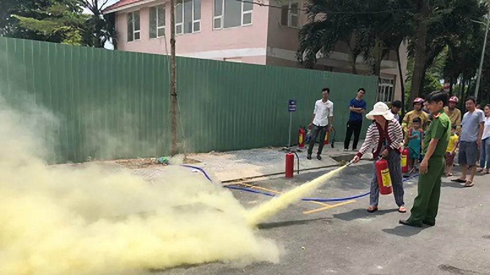 Rủ nhau thực hành kỹ năng sinh tồn ảnh 1