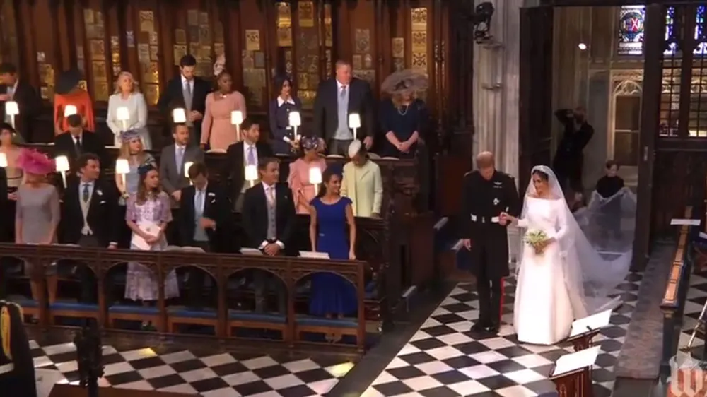 Hoàng tử Harry và Meghan Markle chính thức là vợ chồng ảnh 20