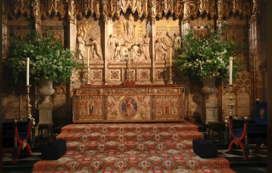 Hoàng tử Harry và Meghan Markle chính thức là vợ chồng ảnh 38