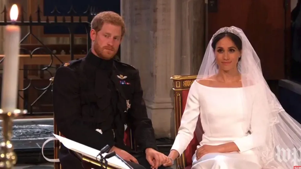 Hoàng tử Harry và Meghan Markle chính thức là vợ chồng ảnh 10