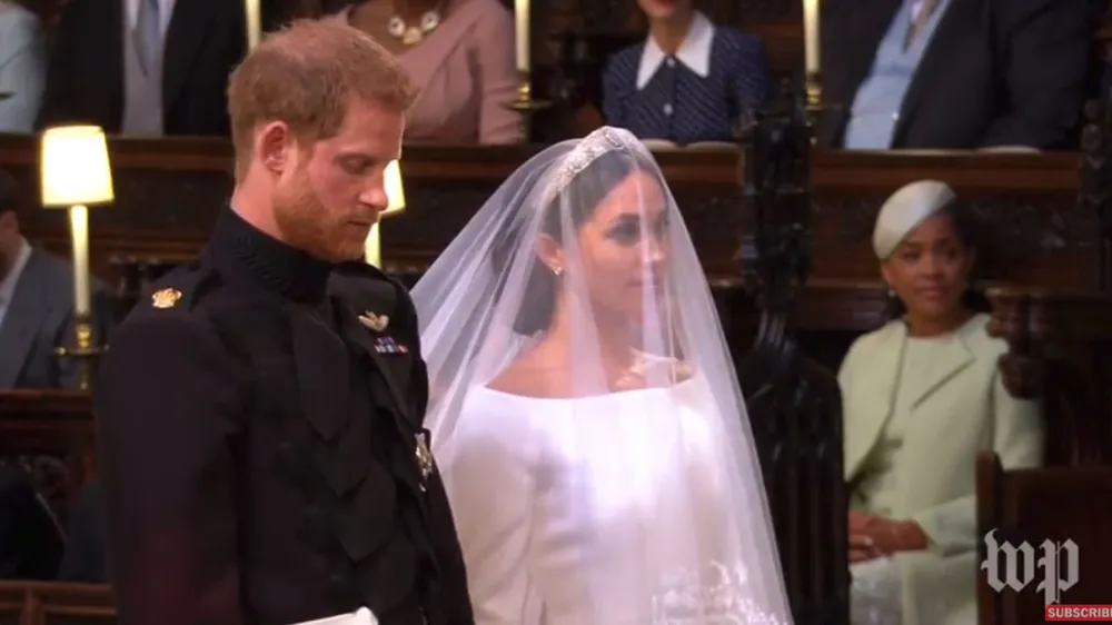 Hoàng tử Harry và Meghan Markle chính thức là vợ chồng ảnh 6