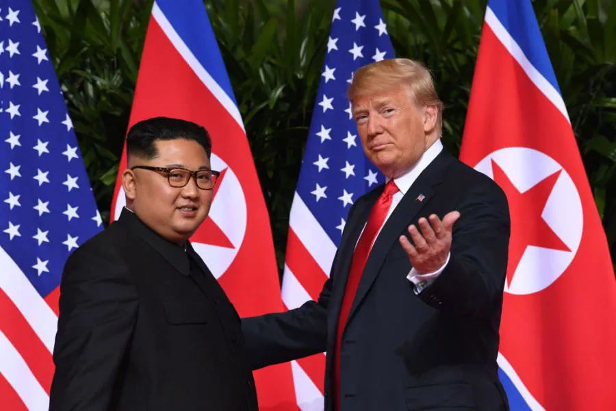 Cuộc gặp lịch sử giữa Tổng thống Mỹ Donald Trump và Nhà lãnh đạo Kim Jong-un ảnh 2