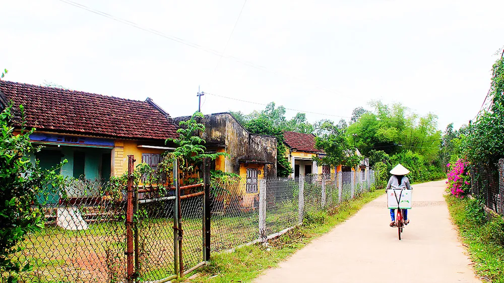 Lay lắt thành cổ ảnh 1