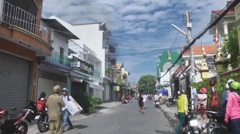 Cháy nhà 3 tầng ở trung tâm TP Phan Thiết, 4 người thoát nạn ảnh 3