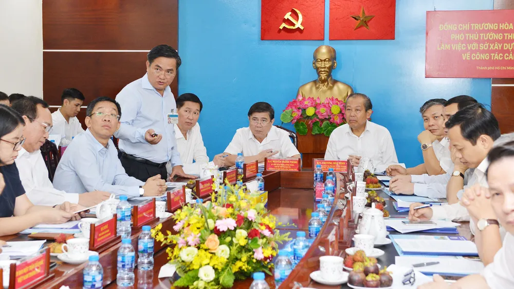 Phó Thủ tướng Thường trực kiểm tra công tác cải cách hành chính tại TPHCM ảnh 1