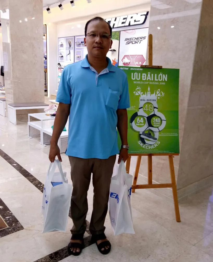 Mời bạn đọc đến nhận giải chương trình “Nhanh tay dự đoán trúng giày Skechers“ ảnh 3