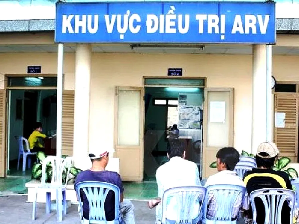 Nhiễm virus HIV: Nguy hiểm, nhưng không “chấm hết” ảnh 1