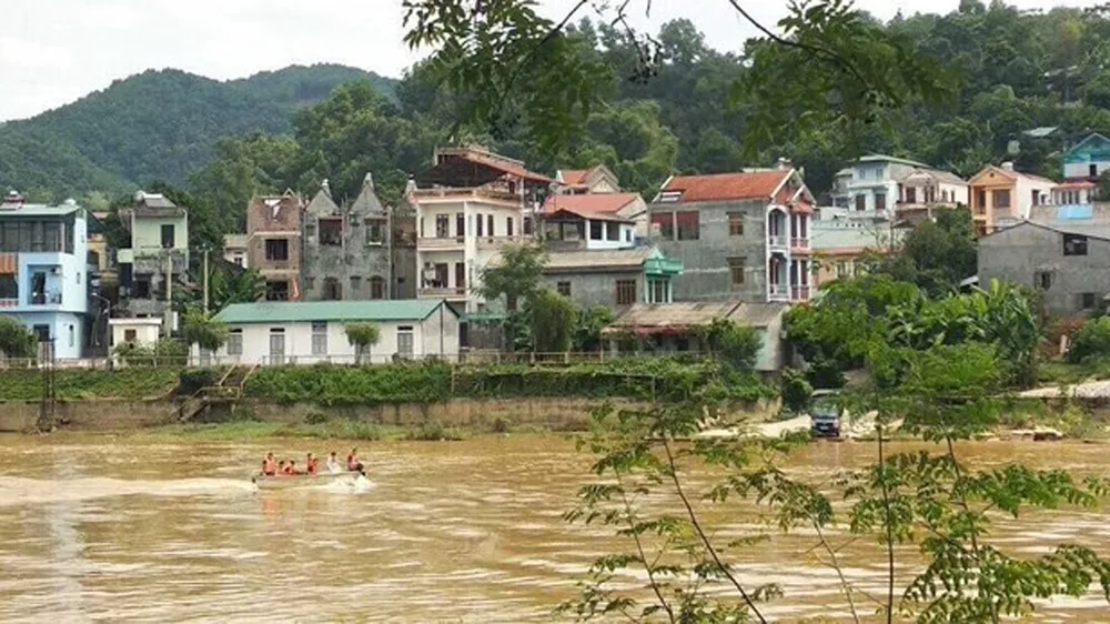 Công an Cao Bằng thông tin chính thức về vụ án bác sĩ giết vợ, rồi phi tang xác xuống sông ảnh 2