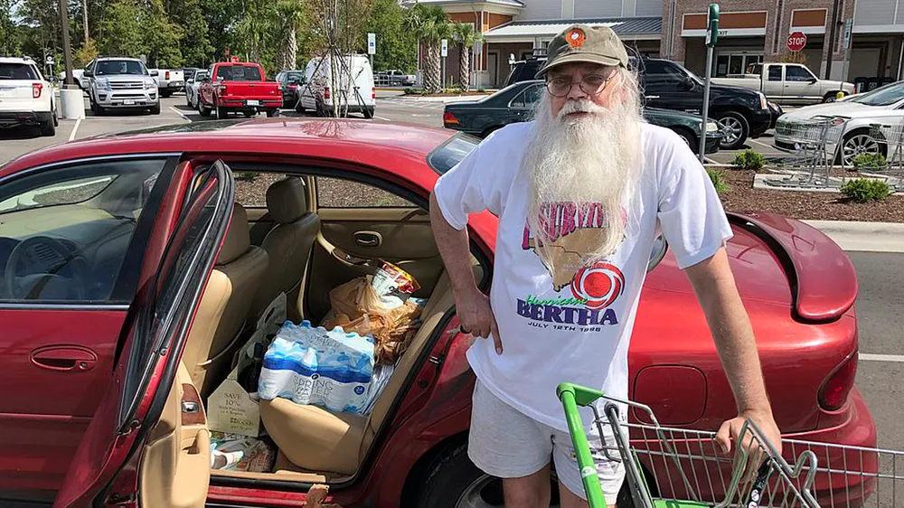 Siêu bão Florence là một trong chuỗi 9 cơn bão đang hoạt động trên thế giới ảnh 12