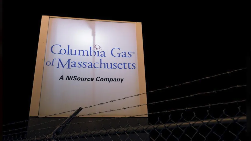 Hàng chục vụ nổ khí gas ở ngoại ô TP Boston, 1 người thiệt mạng, 12 người bị thương ảnh 12