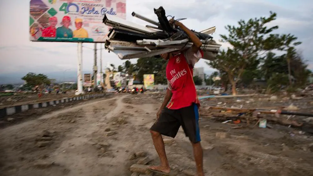 Số người chết vì động đất, sóng thần Indonesia tăng lên hơn 1.200 người ảnh 25