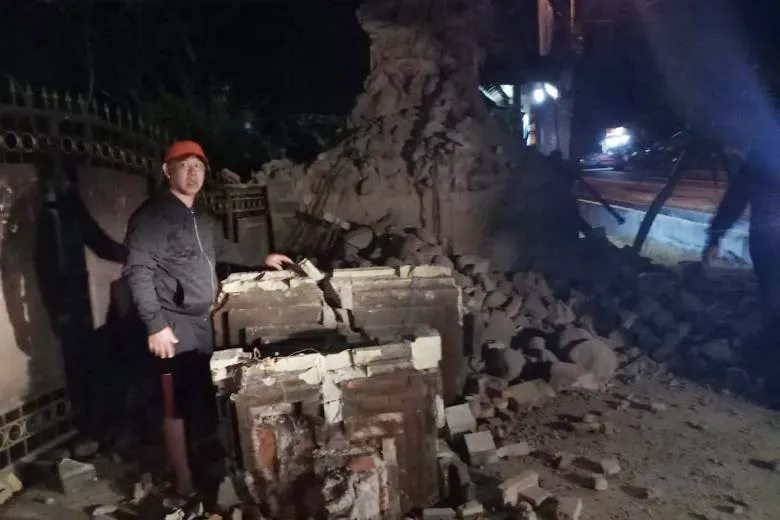 Lại xảy ra động đất mạnh ở Indonesia ảnh 3