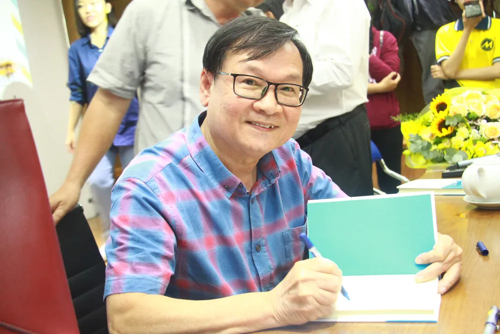 Thêm một tấm vé quay về tuổi thơ  ảnh 1