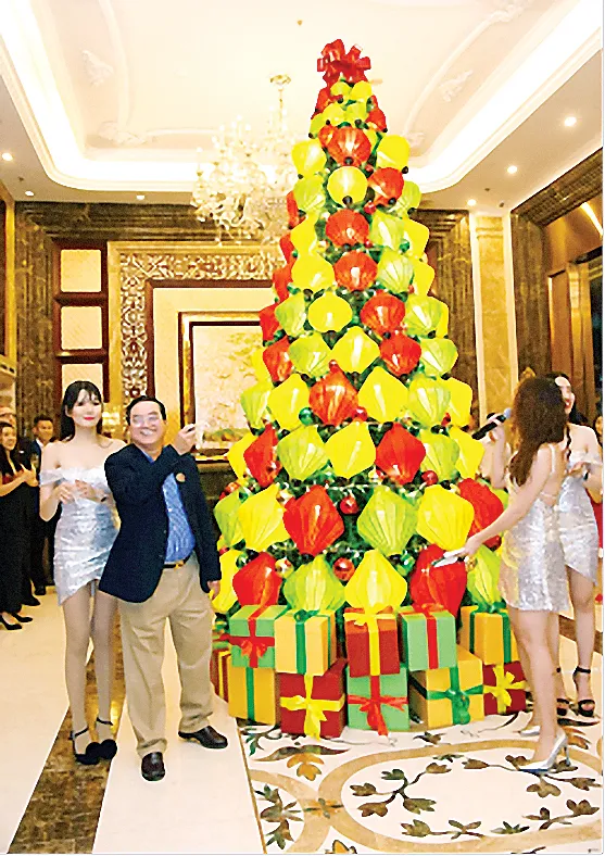 Windsor Plaza rực rỡ sắc màu lễ hội ảnh 1