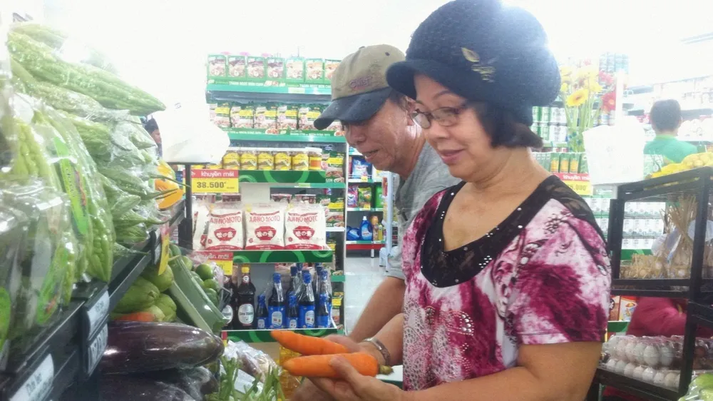 Đông đảo người dân chọn kênh bán lẻ tiện lợi để mua sắm hàng ngày