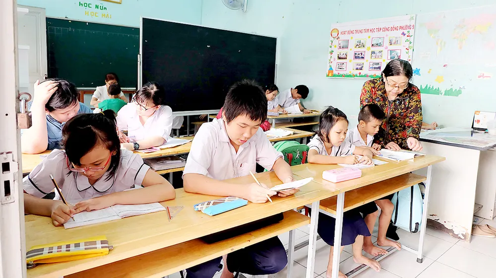 Nơi người thiếu may mắn nhìn thấy tương lai ảnh 1