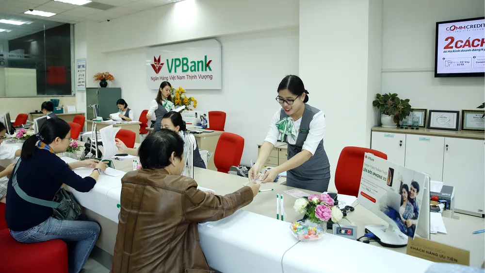 Lợi nhuận VPBank đạt hơn 9.200 tỷ đồng, tỷ suất sinh lời ROE và ROA đạt 22,9% và 2,5% ảnh 1