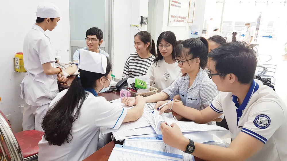 Khám sức khỏe tổng quát đầu năm học 2018-2019 cho các sinh viên